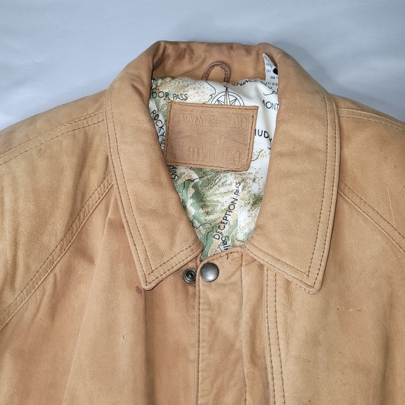 Marlboro Brown Leather Bomber Jacket Size Medium - Picture 2 of 8